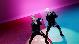 اجرای یونجون و کای از TXT با اهنگ The Devil I Know در چالش MIX & MAX