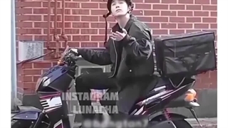 راس میگن گربه‌ها از بارون بدشون میاد •_•