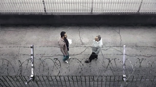 فیلم ۳۶۰ درجه   برای دانلود به توضیحات  مراجعه فرمایید