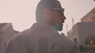 ایبو در مجله هِلو