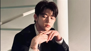 ⭒ آپدیت توییتر گروه ZeroBaseOne با `ژانگ هائو`