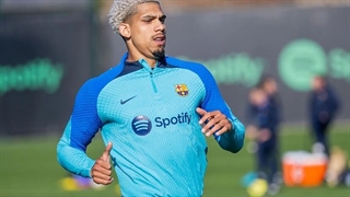 حضور رونالد آرائوخو در تمرینات بارسلونا