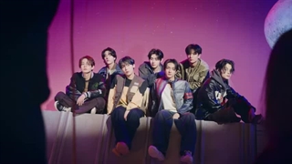 2025 GGU GGU PACKAGE Photoshoot Sketch ویدیو انهایپن + زیرنویس فارسی