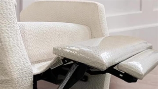 حتی برق هم بره این مبل ریلکسی کار خودش رو انجام میده