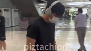 حتی با ماسک هم جذابه:)